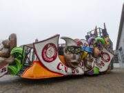 Vernieuwde Prinsenwagen in het Aopelaand