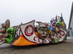 Vernieuwde Prinsenwagen in het Aopelaand