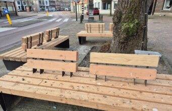 Mooie nieuwe banken in Rijsbergen