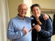 Jan Koetsenruijter heeft de voorzittershamer overgedragen