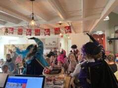 Sint en Piet op bezoek bij Kinderboerderij de leijhoeve